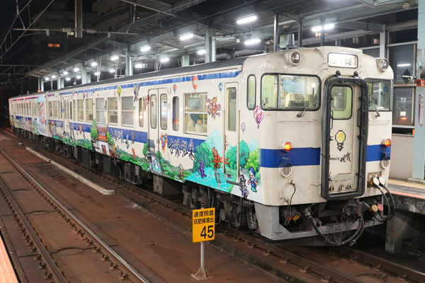 JR九州 キハ40 唐津駅 2025年