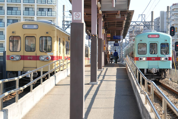 西鉄 600形 名島駅