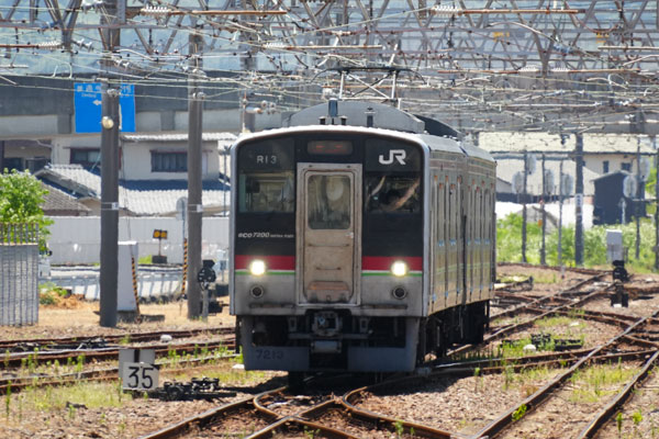 JR四国 7200系 多度津駅 2026年