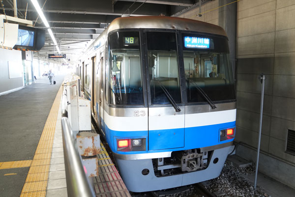 福岡市交通局 2000N系 貝塚駅